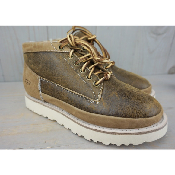 UGG CALI MOC TRAIL ANKLE CHUKKA BOOTS US 7 NIB - Picture 2 of 13